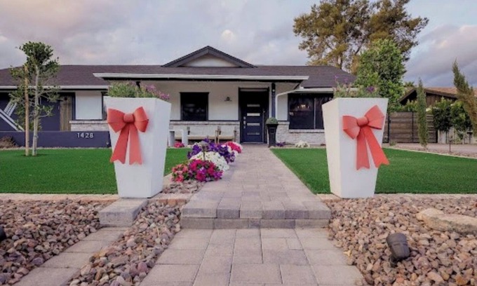 Lehi Casa | Spacious 5-bedroom house in charming Mesa with AC