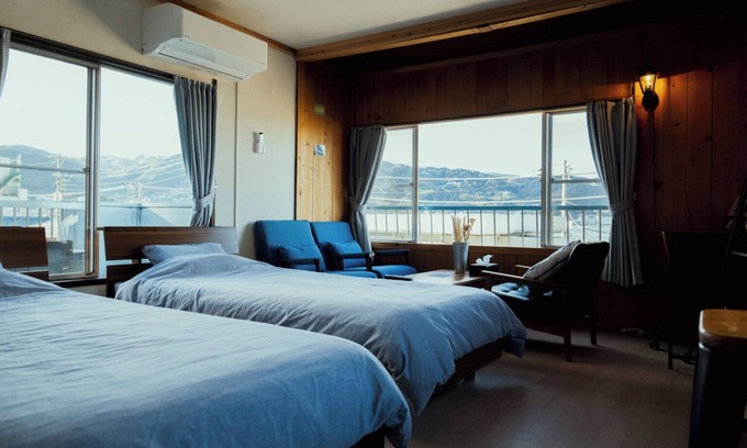 Ajiro Casa | Spacious 5-bedroom house with AC, WiFi in serene Atami City
