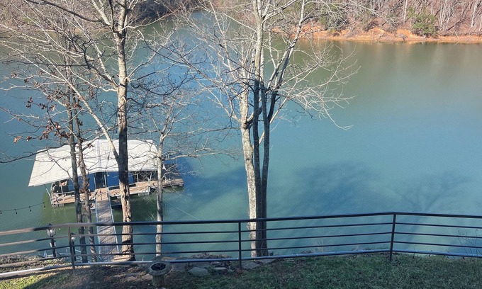 Bremen Casa | Spacious 5-bedroom Lakehouse, WiFi, AC in charming Bremen Al on Lewis Smith Lake