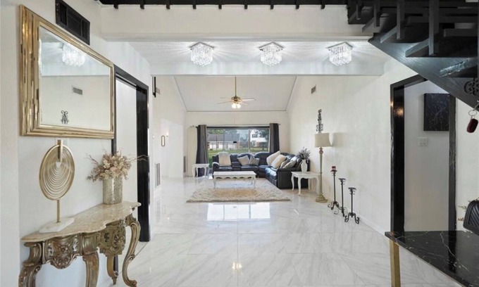 Lakeview  Jefferson County Casa | Spacious 5 bedroom house in Port Arthur!