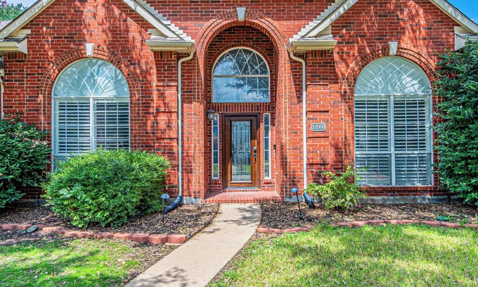 Frisco Casa | Spacious 5BR 4BTH House/w Game Room or 6th BR in Welcoming Frisco Close To All