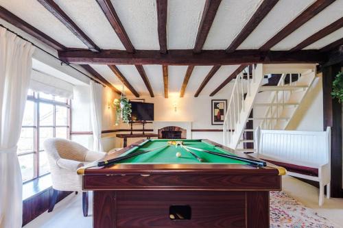 Ruthin Casa | Spacious 5BR Home w/Game Room