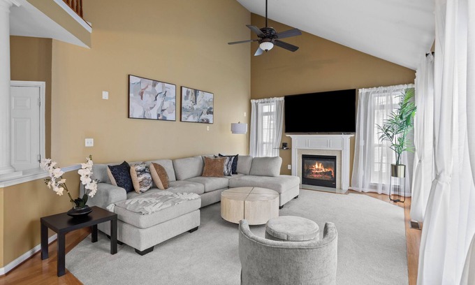 Bowie Casa | Spacious 5BR Retreat w/Piano & Pool Table – Near DC & Baltimore