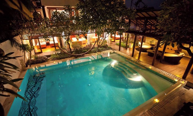 Sanur Kauh Villa | Spacious 6-bedroom villa near Mertasari Beach