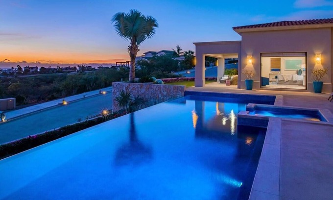 San Jose del Cabo Casa | Spacious 6 bedroom private home with gorgeous ocean views!