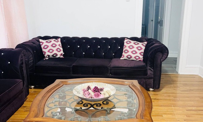 East Orange Apartamento | Spacious 6-bedroom apartment in welcoming East Orange with WiFi, AC