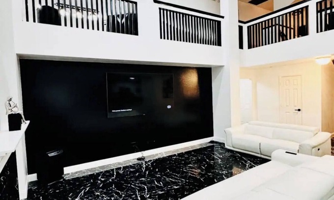 Barker Casa | Spacious 6 BR Large Groups