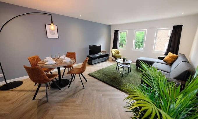 Eindhoven City Center Apartamento | Spacious 65m² Apartment (R-65-B)