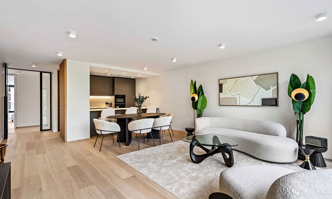 Ville Haute Apartamento | Spacious 6th-Floor Gem: Modernity Meets Comfort!