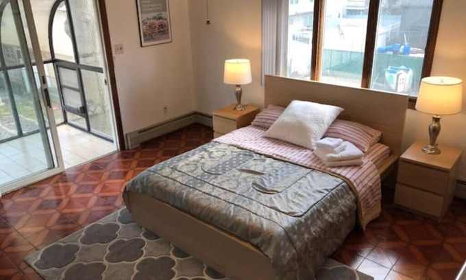 Secaucus Apartamento | Spacious 7 Bed, 3 Bath spanning two separate floors. CLOSE TO NYC 30 day minimum