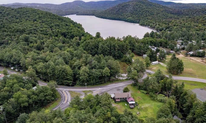 Caroga Lake Casa | Adirondack Memories!