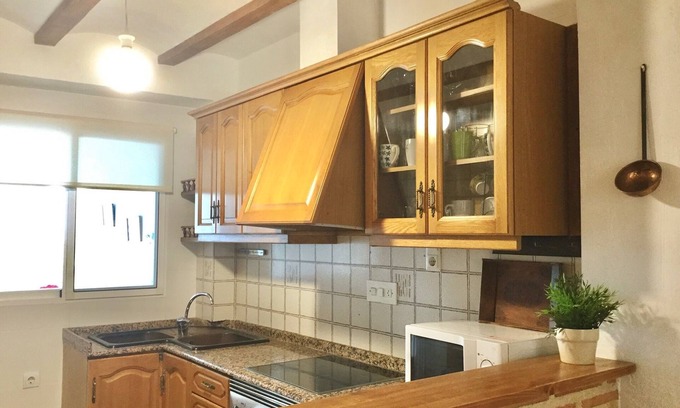 Sot de Ferrer Cabaña | Amplio y cómodo apartamento, 3 habitaciones, 2 baños, salón comedor con chimenea