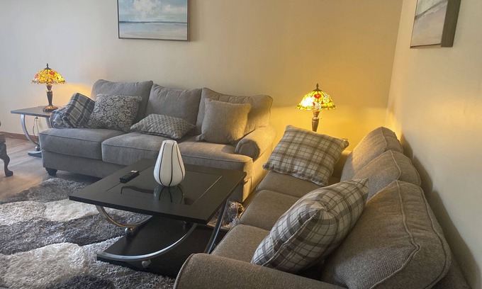 Reynoldsburg Casa | Spacious and comfortable single family home with finished basement.