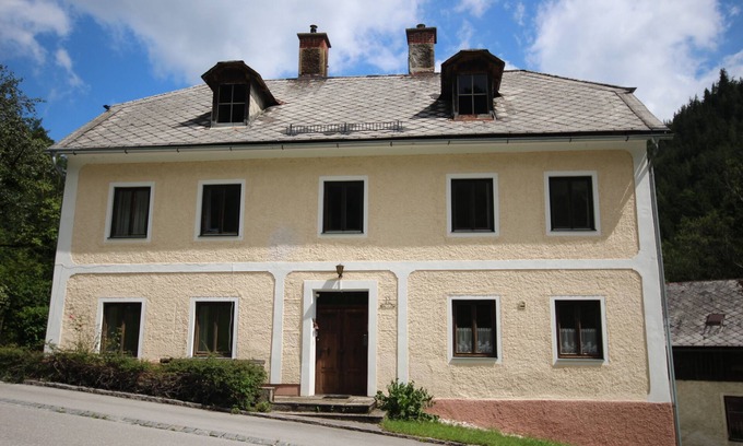Stainach-Purgg Casa | Amplia y acogedora casa de campo austriaca en el pueblo al pie de The Grimming