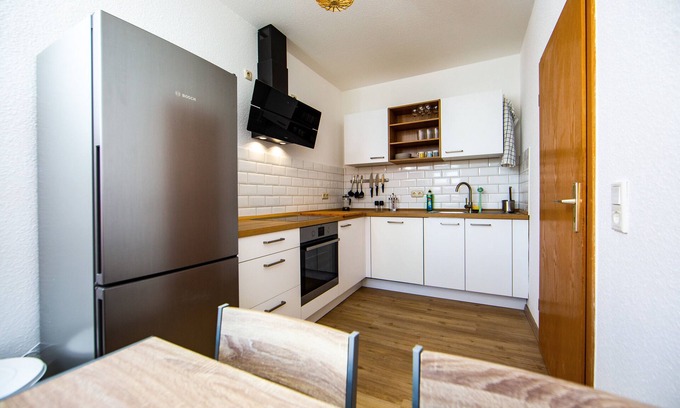 Andreasvorstadt Apartamento | Spacious and modern holiday apartment "City pearl by the rippling water"
