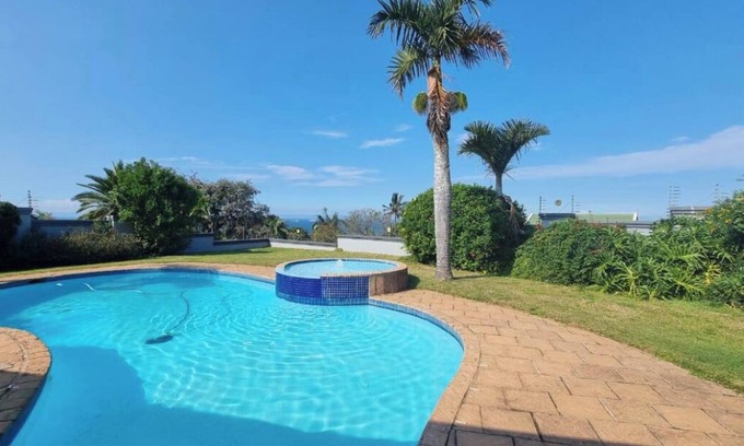 Umhlanga Casa | Spacious and secure modern home with exquisite views