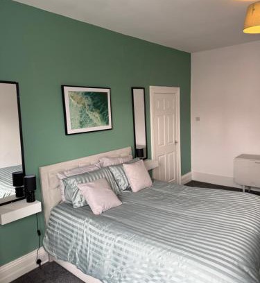 South Shields Apartamento | Spacious and stylish Apartment in South Shields, Near the beach, South Tyneside hospital, and Tyne Tunnel, Workers welcome