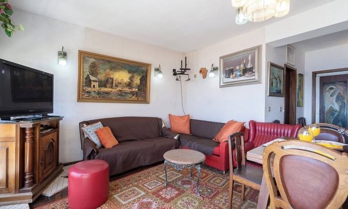Vila do Conde Apartamento | Spacious and Sunny Vintage Apartment at the Beach
