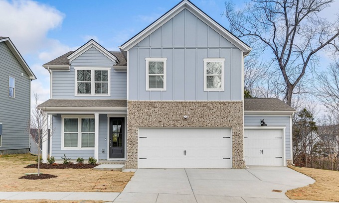 Antioch Casa | Spacious Antioch Home w/ Deck: 17 Mi to Nashville!