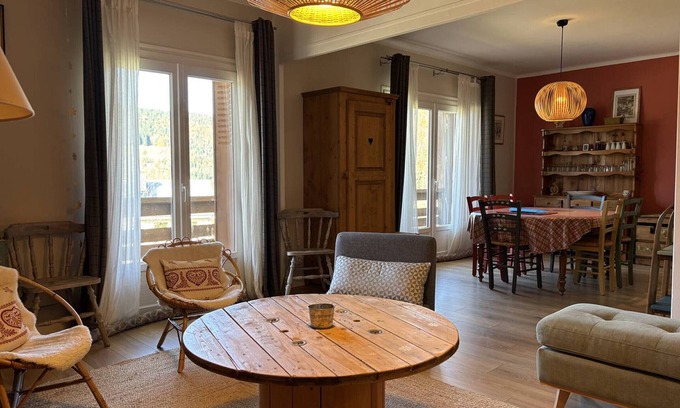 Villard-de-Lans Apartamento | ¡Apartamento ideal para unas vacaciones en Villard de Lans con WiFi, parking gratuito y dos balcones!