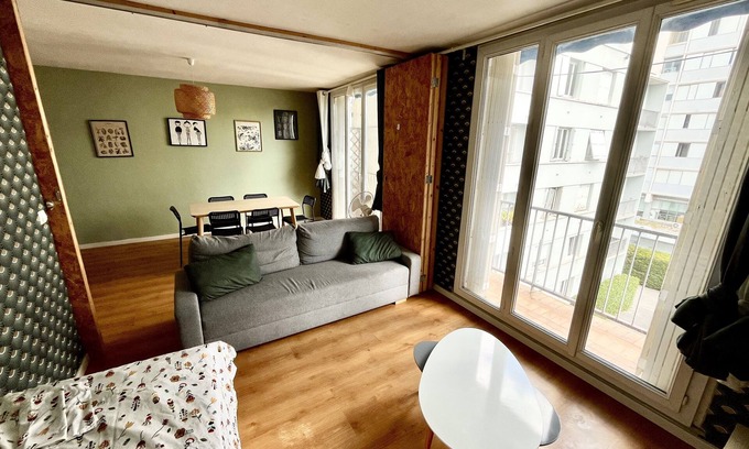 Croix-d'Argent Apartamento | Spacious apartment - near park