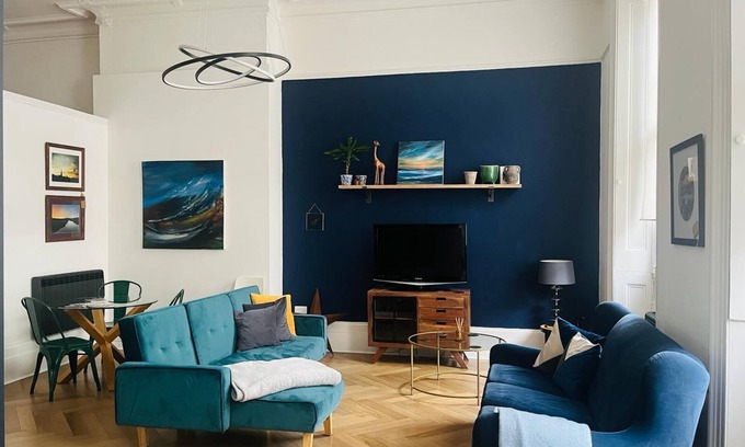 Ross-on-Wye Apartamento | Spacious Apartment in Ross-on-Wye, close to river and town centre - free parking
