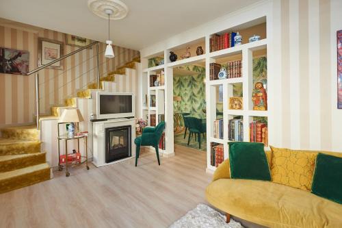 Estoril Apartamento | Spacious apartment in Estoril with private garden, 120 m²