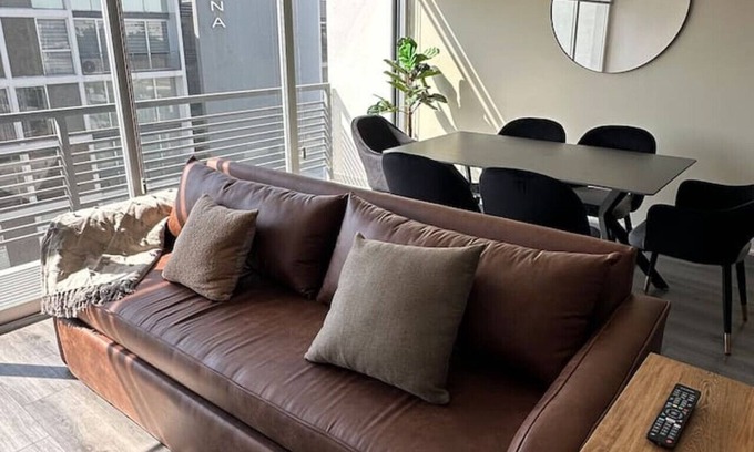 Tlajomulco de Zuniga Apartamento | Spacious Apartment in the South Zone