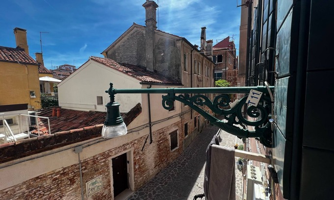 Dorsoduro Apartamento | Spacious apartment near the Gallerie dell'Accademia in the heart of Venice