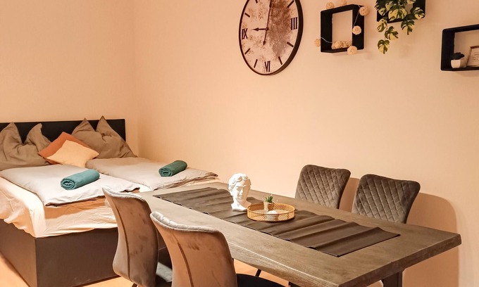 Favoriten Apartamento | Spacious apartment near the main train station