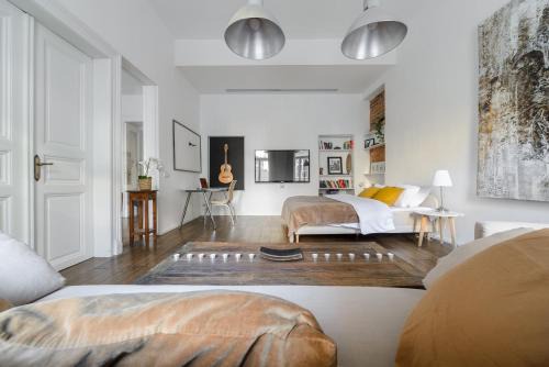 Nove Mesto Apartamento | Spacious apartment near the park