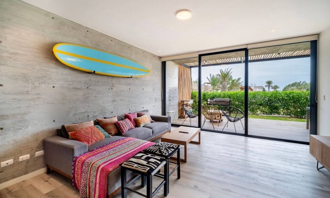 Pisco Apartamento | Spacious apartment w/ Terrace 5min from Kite Point, the Bay and National Reserve