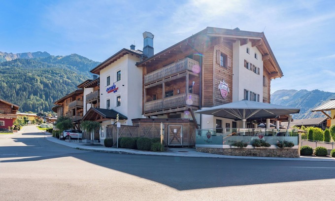 Kaprun Apartamento | spacious apartment with wellness near the centre