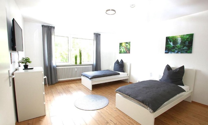 Wetzlar Apartamento | Spacious Apartment with Balcony