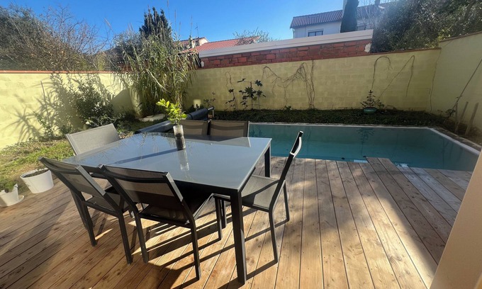 Pech-David Casa | Spacious architect-designed villa, sleeps 10, near center, free parking