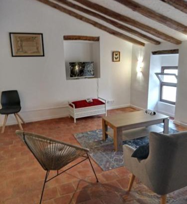El Perello Apartamento | Spacious attic apartment