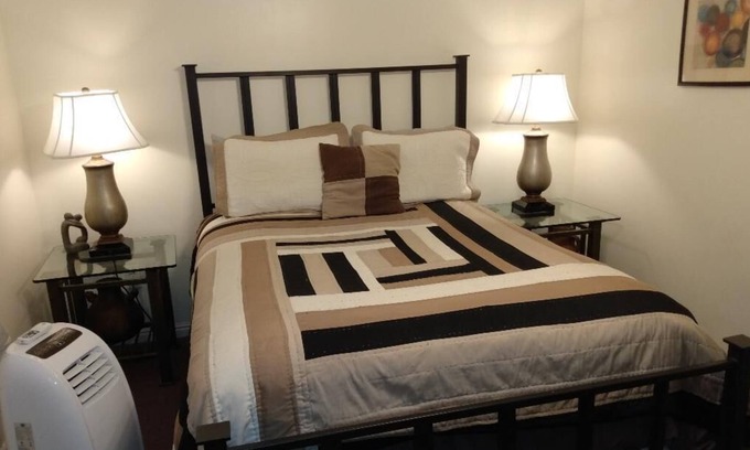 Ogden Condominio | Amplio 3 dormitorios / 2ba Town Home Pet-Friendly cerca de la histórica 25