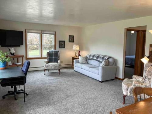 Afton Apartamento | Spacious Bass Creek Apartment B near Peace Trail
