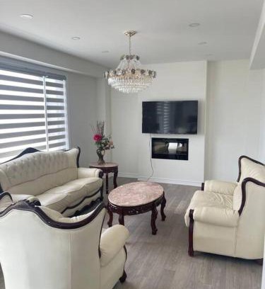 Wasaga Beach Casa | Spacious Beachside Retreat in Wasaga Beach