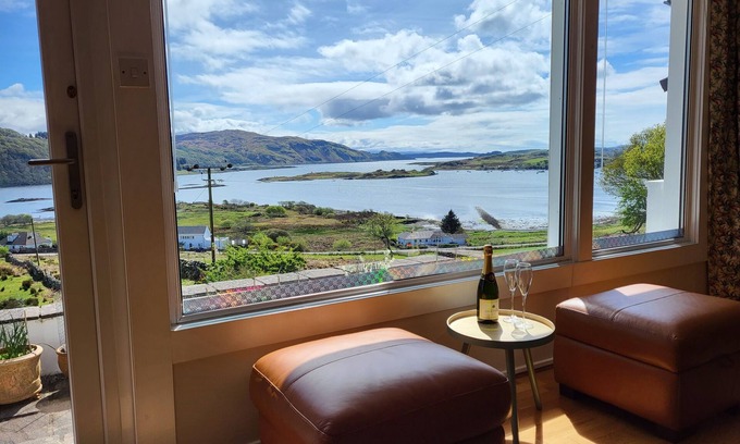 Isle of Seil Casa | Spacious bungalow sleeps 6, in Clachan Seil with wonderful views over Seil Sound