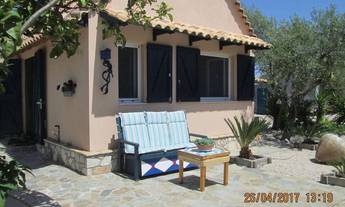 Messini Casa | Amplio chalet en una parcela de 4000m2 con árboles frutales cerca de la playa en Messinia