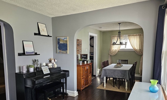 Madison Heights Casa | Spacious city home- newly renovated