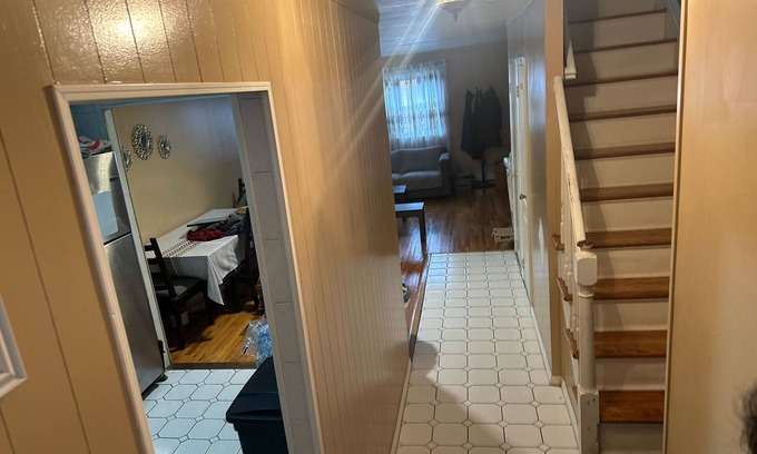 East New York Casa | Spacious, comfortable, and Efficient NYC Stay.