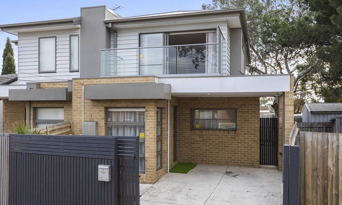 Corio Casa | Spacious Corio Townhouse Near Ferry & Waterfront
