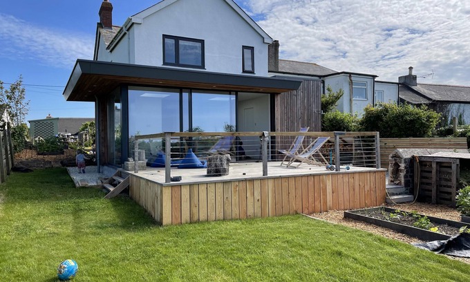 Marhamchurch Casa | Spacious Cornish Cottage with a Modern Twist, Near Bude, Short Drive to Beach