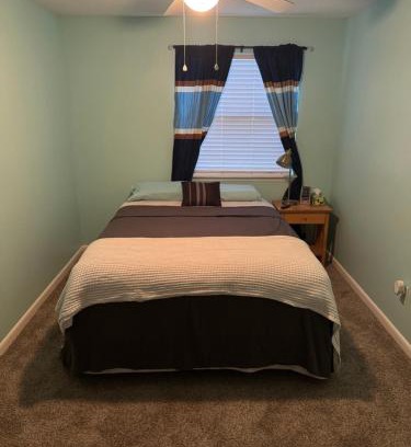 Southside Casa | Spacious cozy comfortable stay