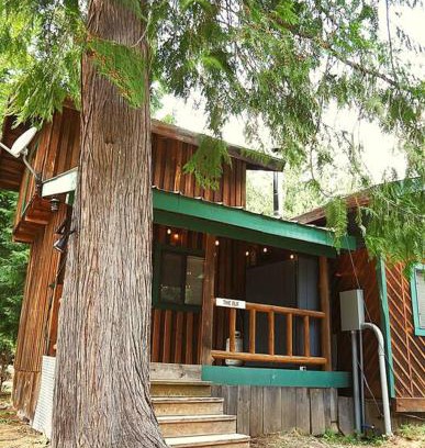 Boundary County Casa | Spacious, Custom-Built Log Cabin