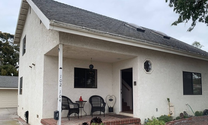 Old Town Camarillo Casa | Furnished Spacious Two Story Home: 3 Bedrooms/3 Bathrooms Old Town Camarillo, CA