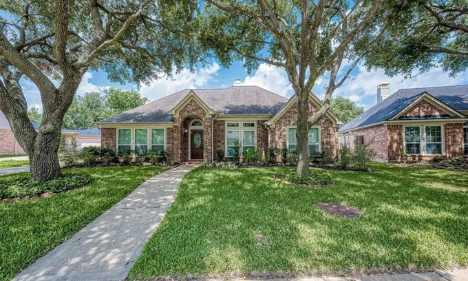 Cinco Ranch Casa | Spacious Family Home Near Attractions – Perfect for Kids & Pets!