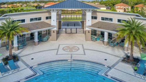 Kissimmee Casa | Spacious Family Reunion 15BR Home Pool Spa Game Rm